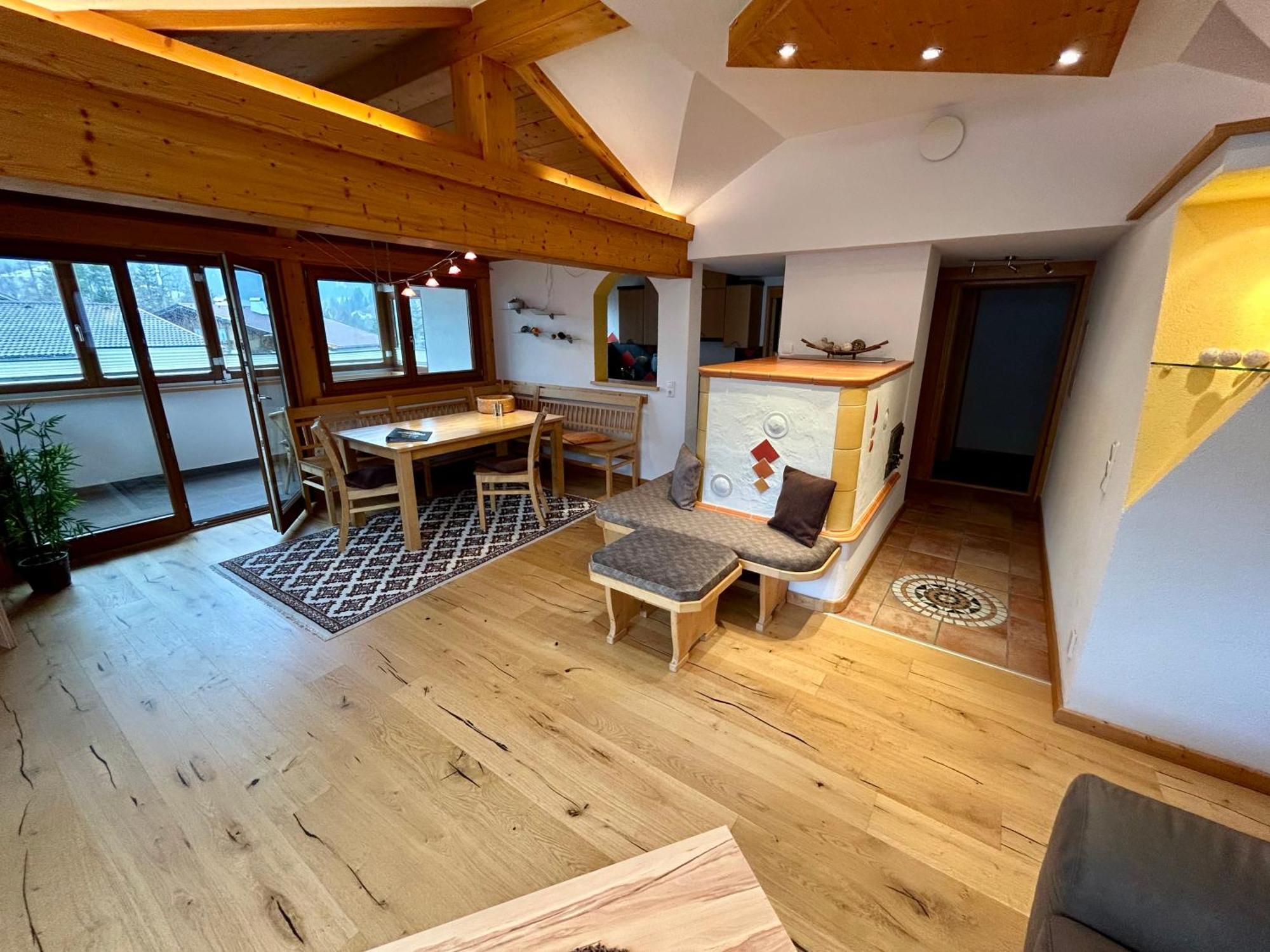 Alpenapart Singer - Contactless Check-In Reutte Exterior photo