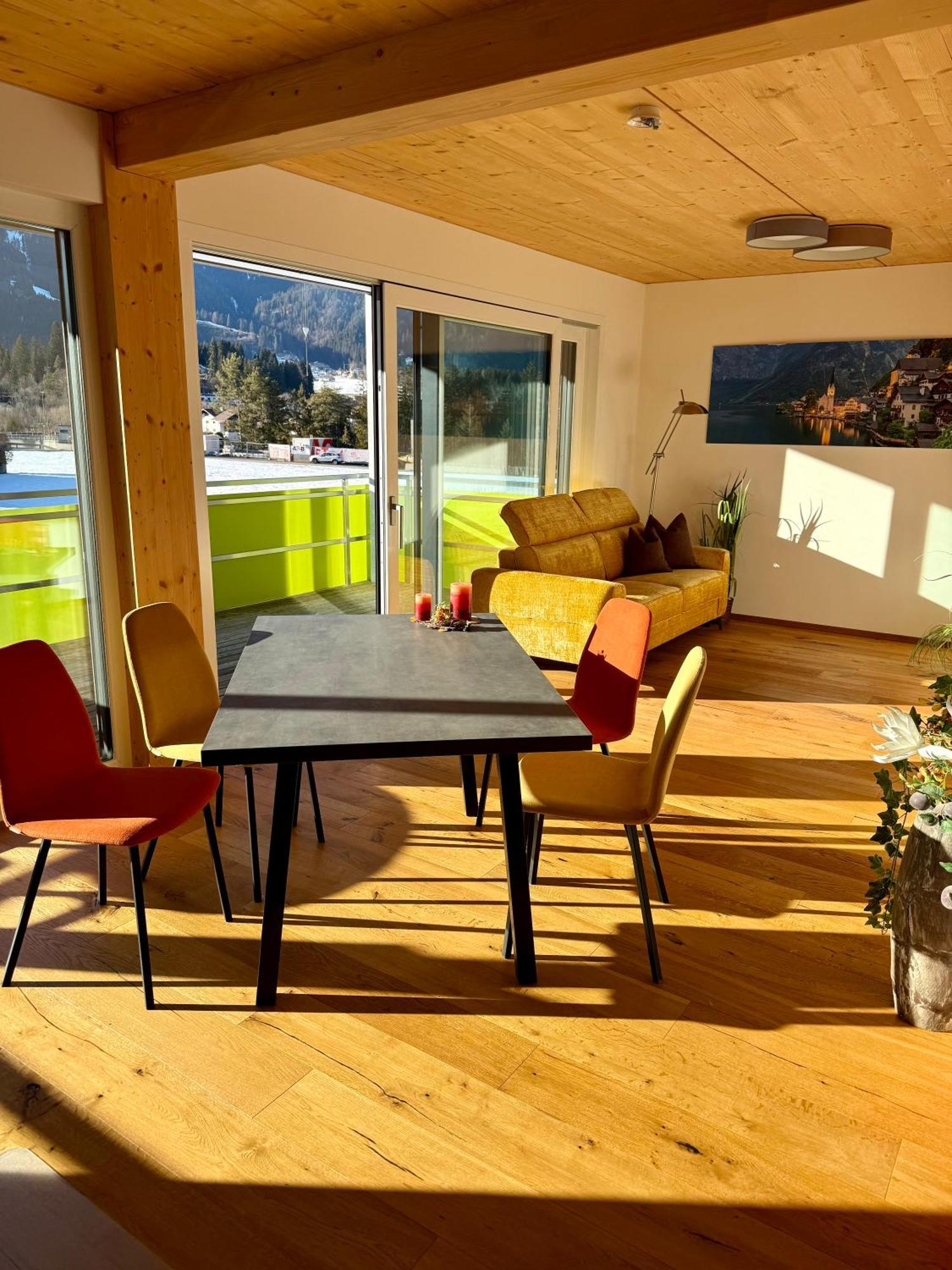 Alpenapart Singer - Contactless Check-In Reutte Exterior photo