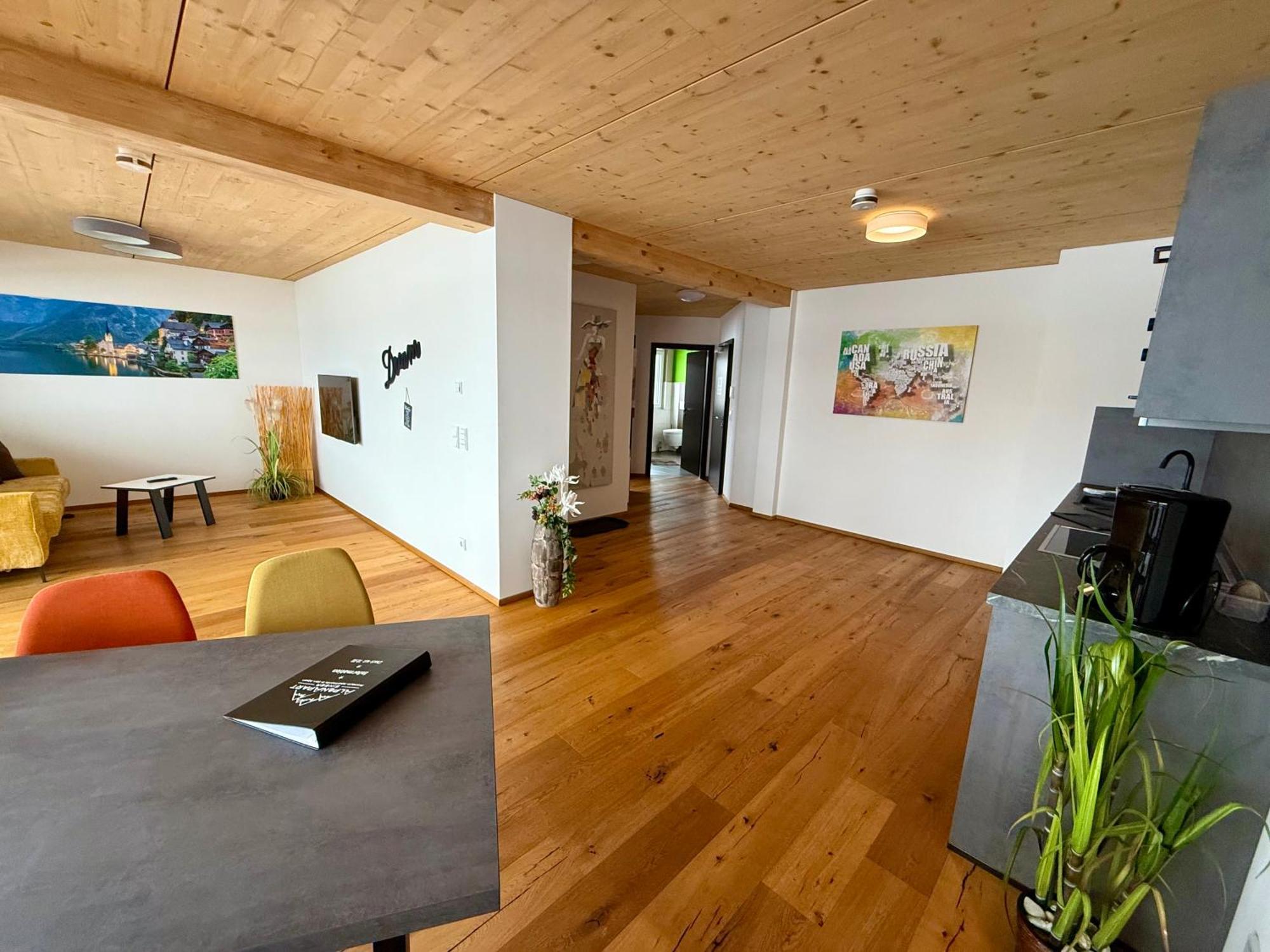 Alpenapart Singer - Contactless Check-In Reutte Exterior photo