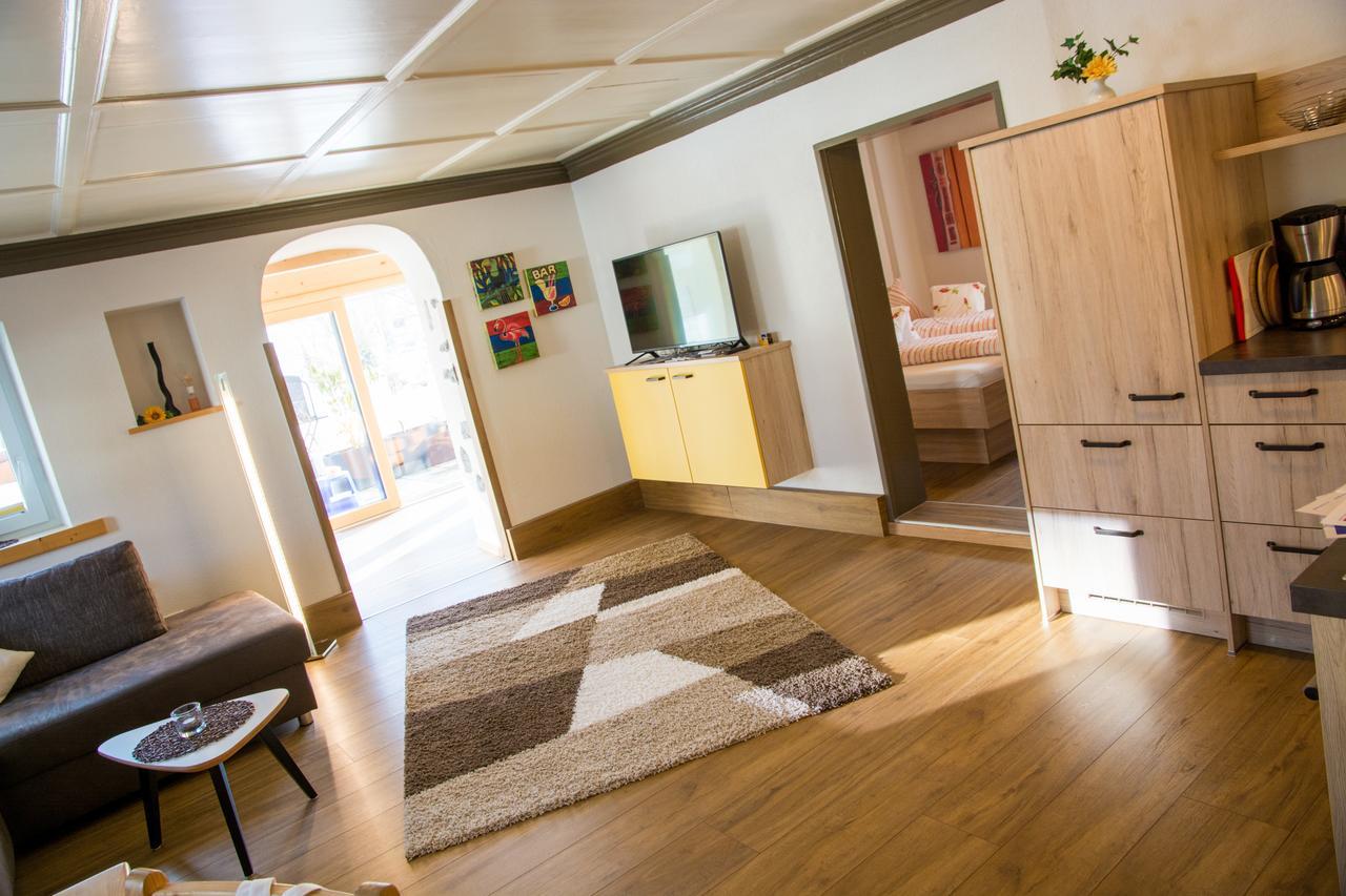 Alpenapart Singer - Contactless Check-In Reutte Exterior photo