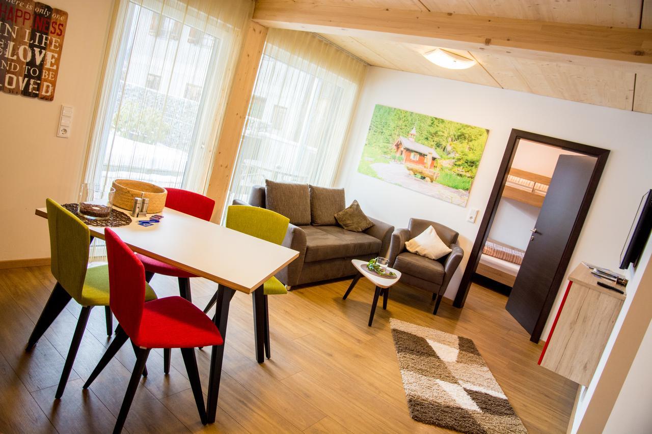 Alpenapart Singer - Contactless Check-In Reutte Exterior photo